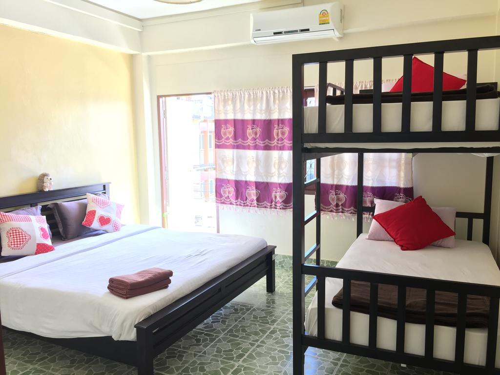 Tid Tarad Hostel หัวหิน ภายนอก รูปภาพ
