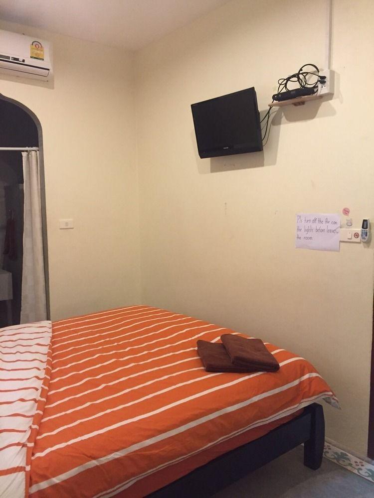Tid Tarad Hostel หัวหิน ภายนอก รูปภาพ